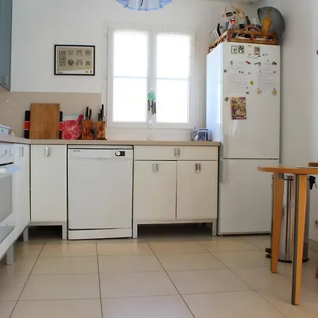 Holiday home Maison Contemporaine Avec Piscine Chauffee Sur L'ile D'oleron - Fr-1-246a-340 La Bree-les-Bains